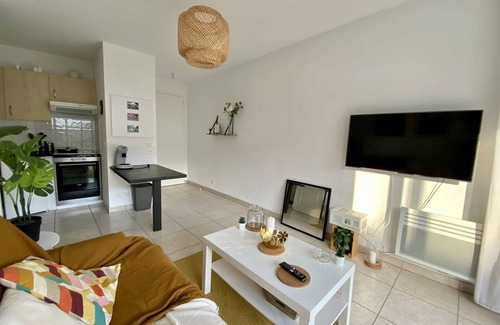 Cambo-les-Bains Apartamento | Acogedor T1 Bis con piscina en Cambo-les-Bains, terraza, parking, 2 personas
