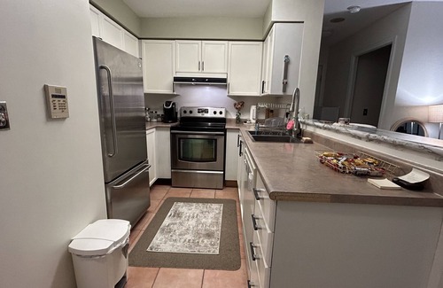Central Erin Mills Condominio | Cozy 1 BR with private balcony
