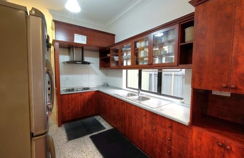Tanah Rata Casa | Cozy 10-bedroom bungalow in Cameron Highlands