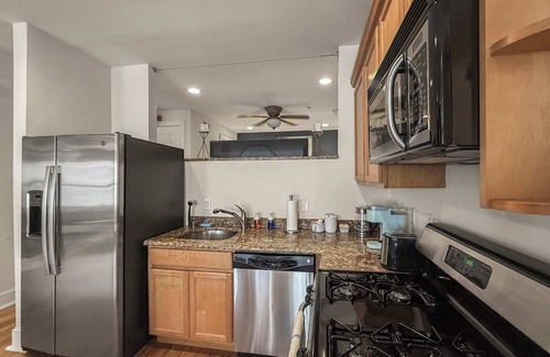 Old City Apartamento | Cozy 1BD | Old City | 2Beds | Independence Hall