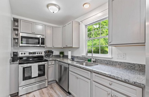 Hopewell Apartamento | $ Cozy 1BR 1BA Apartment: Near Fort Gregg-Adams $