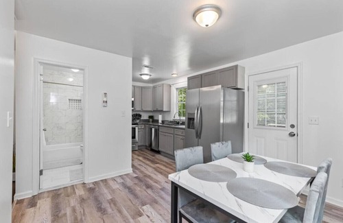 Hopewell Apartamento | $ Cozy 1BR 1BA Apartment: Near Fort Gregg-Adams $