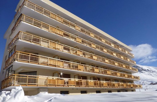 Jeux Apartamento | Apartamento ideal frente a pistas, cerca del centro, 2 piezas, 6 pers., balcón, parking, L'Alpe d'Huez