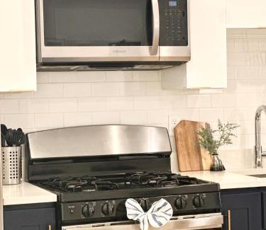 Downtown Apartamento | Cozy 1BR Apt Downtown Steps from Convention Center