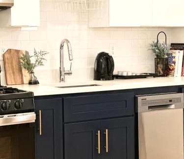Downtown Apartamento | Cozy 1BR Apt Downtown Steps from Convention Center