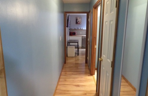 Nitro Apartamento | Cozy 1BR Apt in Nitro, WV. Ideal for solo traveler, couples, or business guests