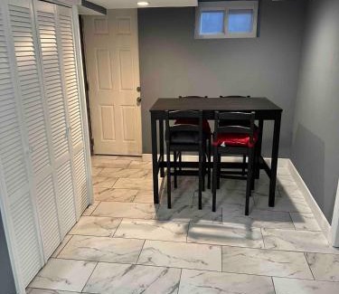 Northeast Apartamento | Cozy 1BR Basement Unit with Private Entry & Free Parking