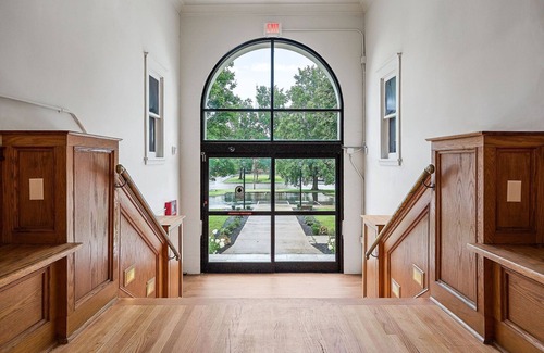 McMinnville Condominio | Cozy 1BR condo in McMinnville, TN, perfect for couples or small families.
