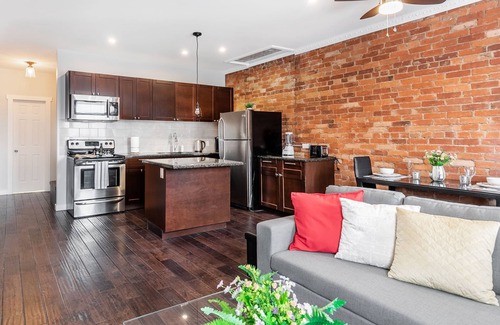 Central Hamilton Apartamento | Cozy 1BR- Condo Unit - James Street North