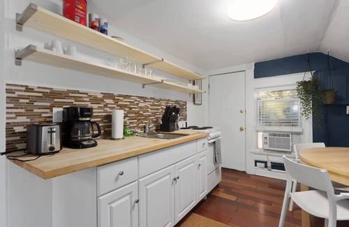 Southmoreland Apartamento | Cozy 1BR in Historic Triplex 11