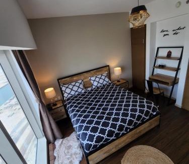 Abu Dhabi Apartamento | Cozy 1BR in Iconic Tower