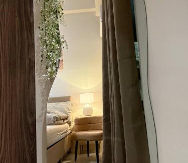 Minglanilla Apartamento | Cozy 1BR in Zef, Near Anjo World Wifi, Pool, Gym