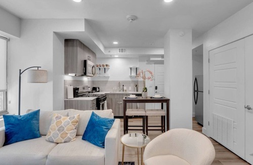 Deco District Apartamento | Cozy 1BR: Near BOK Center, Cox Convention Center