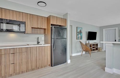 North Beach Apartamento | Cozy 1BR Seaside Steps to Hollywood Beach More