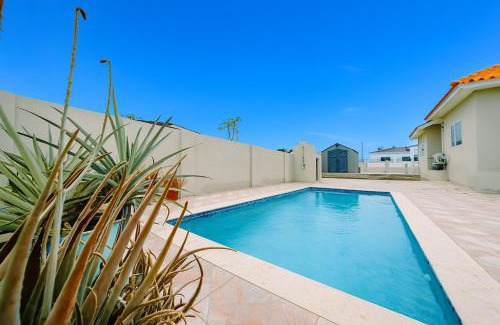 Kamay Apartamento | Cozy 1BR Studio w Pool Near Palm Beach
