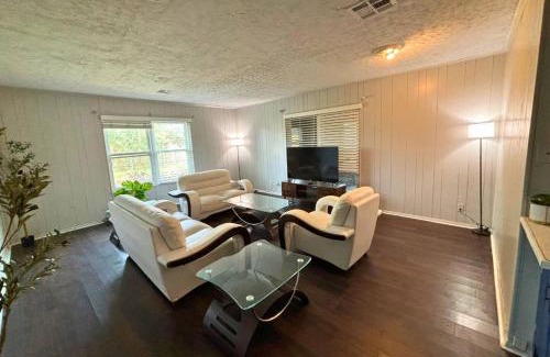 North Shore Apartamento | Cozy 1x1 Retro Escape - East Htx