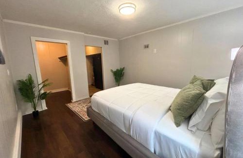 North Shore Apartamento | Cozy 1x1 Retro Escape - East Htx