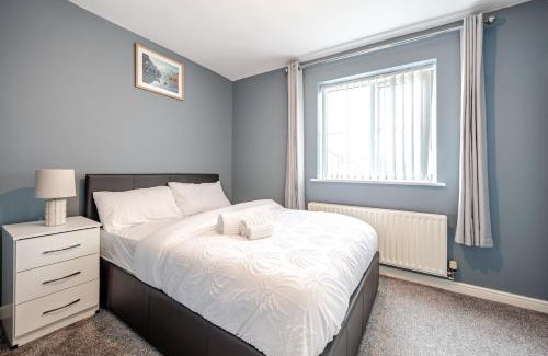 Birch Casa | Cozy 2-Bed Home in Middleton