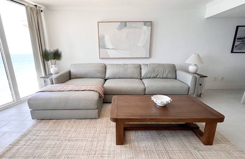 Ocean View Halifax Estates Condominio | Cozy 2-bedroom condo in charming Daytona Beach Shores.