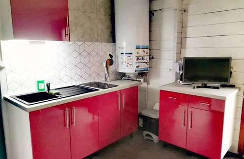 Vouneuil-sur-Vienne Chalet De Esquí | Cozy 2-bedroom chalet sleeps 6