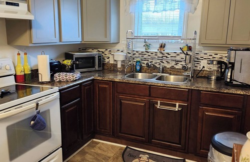 Grand Falls - Windsor Apartamento | Cozy 2 bedroom apartment with WiFi, parking, washer and dryer & comfortable beds