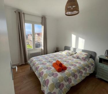 La Celle-sous-Gouzon Apartamento | Cozy 2 bedroom apartment