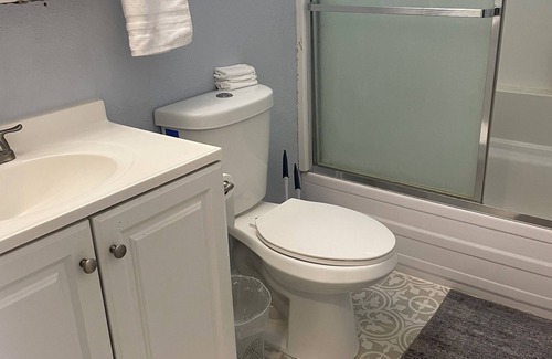 Bodfish Casa | Cozy 2-bedroom 2-bath fully remodeled with great backyard with a view!
