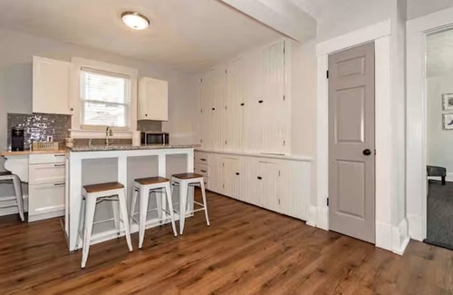 Willoughby Apartamento | Cozy 2-Bedroom, 2 Bathroom Getaway