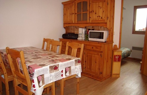 Crest-Voland Apartamento | Apartamento acogedor para 4 personas, 2 habitaciones, terraza, parking y proximidad a juegos olímpicos