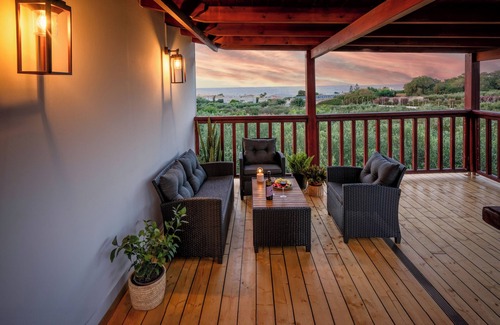 Anissaras Apartamento | Cozy 2-bedroom apartment with AC, WiFi in delightful Anissaras