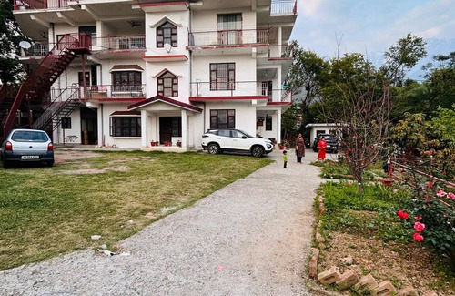Dharamshala Apartamento | Cozy 2-bedroom apartment in peaceful Dharamshala with WiFi, AC
