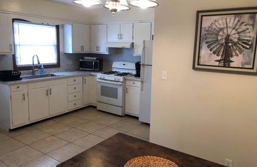 Pittsboro Apartamento | Cozy 2-Bedroom Apartment - Close To It All!