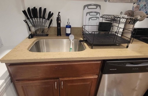 Pulaski Park Apartamento | Cozy 2-bedroom apartment in welcoming Chicago in the Wicker Park area