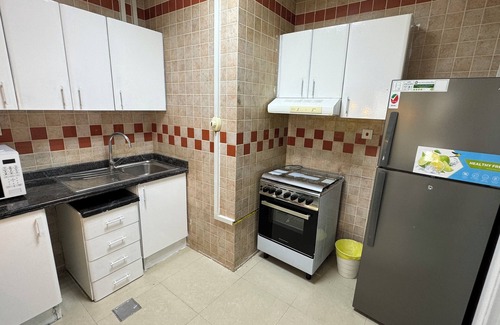 Al Sufouh 2 Apartamento | Cozy 2-bedroom apartment in brilliant Dubai with Garden Balcony, WiFi