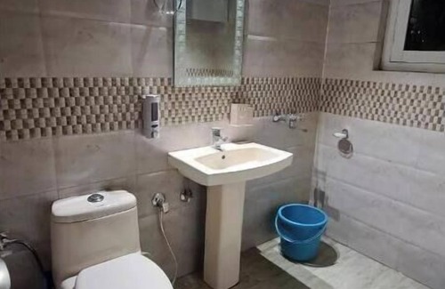 Patparganj Apartamento | Cozy 2-bedroom apartment in charming Delhi with WiFi