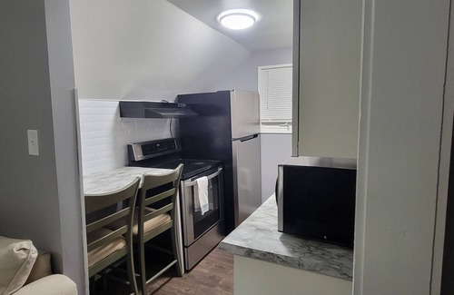 Benson Apartamento | Cozy 2-bedroom apartment in awesome Omaha with AC, WiFi
