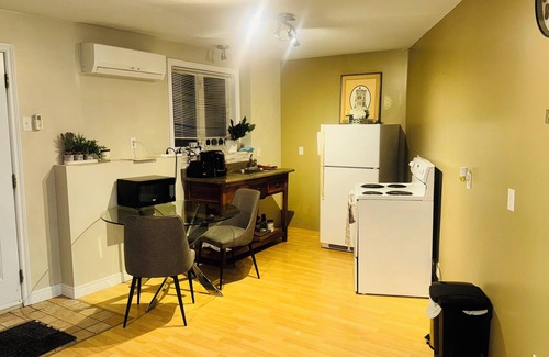 Dartmouth Casa | Cozy 2-Bedroom Basement unit