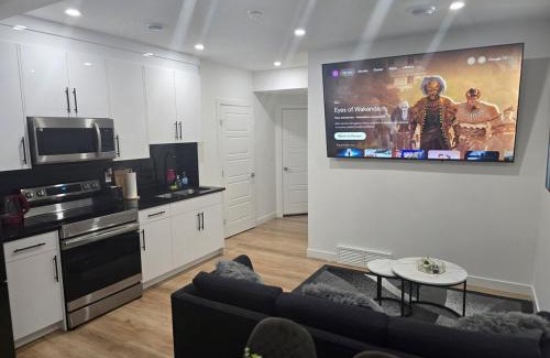 Calgary Apartamento | Cozy 2-Bedroom Basement Suite Just Minutes from the Airport