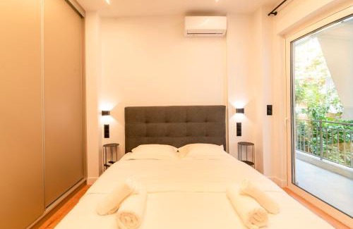 Palaio Faliro Apartamento | Cozy 2-Bedroom by Flisvos Marina