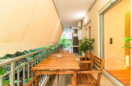 Palaio Faliro Apartamento | Cozy 2-Bedroom by Flisvos Marina