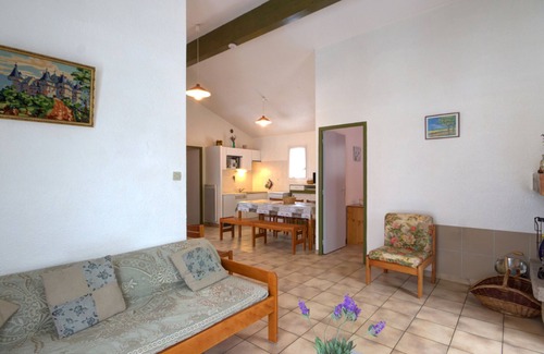 Usson-en-Forez Cabaña | Acogedora casa rural con chimenea y jardín, se aceptan mascotas