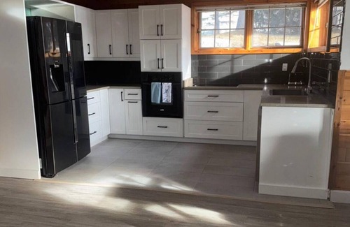 Chelmsford Casa | COZY 2 bedroom basement apartment
