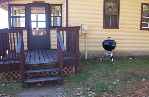 St Germain Cabina | Cozy 2 Bedroom Cabin With Gas Fireplace