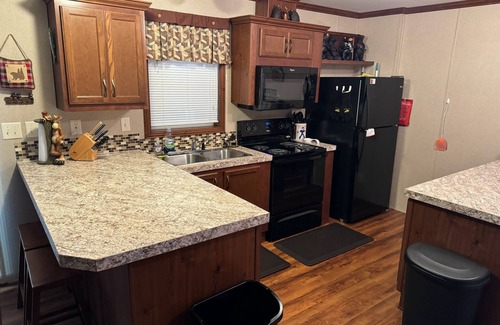 Walker Cabina | Cozy 2-bedroom cabin on the shores of Agency Bay on Leech Lake!