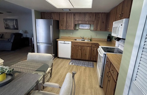 Lake Placid Condominio | Cozy 2-bedroom condo with dock access - Lake June Falls Condominium Unit