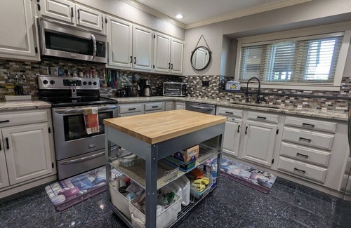 Littleton Condominio | Cozy 2-bedroom condo with WiFi, AC in welcoming Centennial