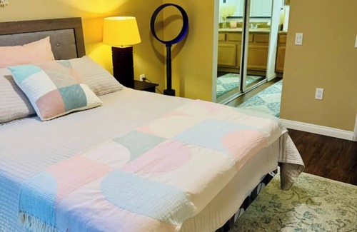 Serra Mesa Condominio | Cozy 2-bedroom condo in beautiful San Diego with fitness room, WiFi