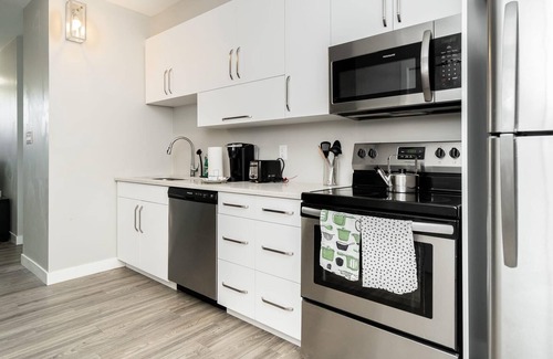 Winnipeg Casa | Cozy 2 Bedroom | French Sector | Minutes From DT
