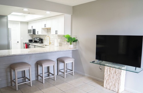 San Carlos Park Casa | Cozy 2-bedroom hideaway with WiFi, AC the heart of Fort Myers