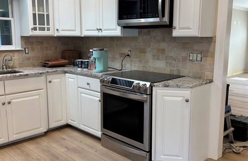Melville Casa | Cozy 2-bedroom house 10 minutes from Ryder Cup!